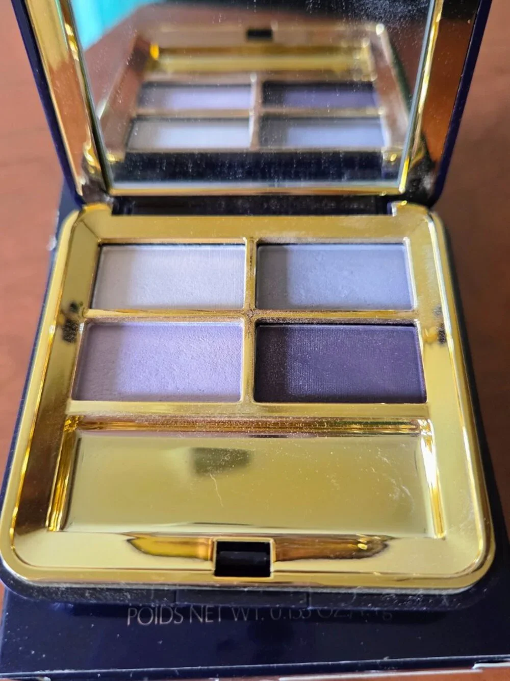 Estee Lauder Signature M07 Arctic Night Eyeshadow Quad in Original Box Brushes